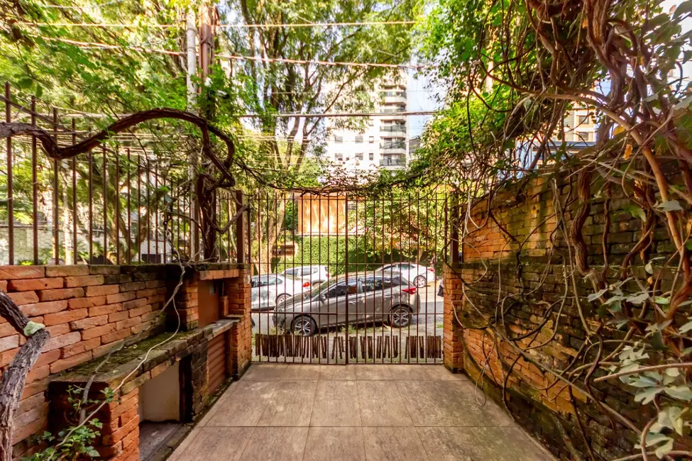 Foto 2 de Casa com 2 quartos à venda, 93m2 em Vila Madalena, São Paulo - SP