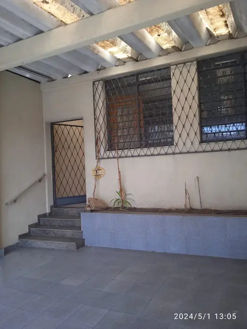 Foto 2 de Sobrado com 4 quartos à venda, 232m2 em Jardim Carlu, São Paulo - SP