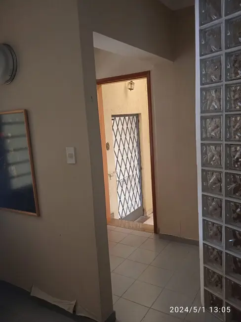 Foto 4 de Sobrado com 4 quartos à venda, 232m2 em Jardim Carlu, São Paulo - SP