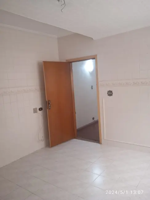 Foto 8 de Sobrado com 4 quartos à venda, 232m2 em Jardim Carlu, São Paulo - SP
