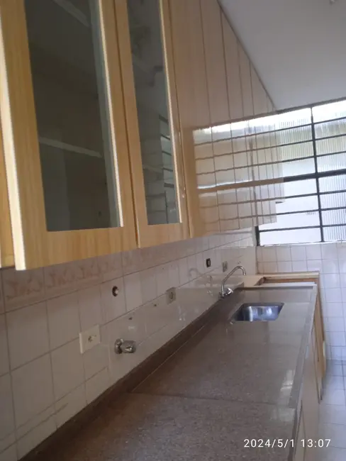 Foto 9 de Sobrado com 4 quartos à venda, 232m2 em Jardim Carlu, São Paulo - SP