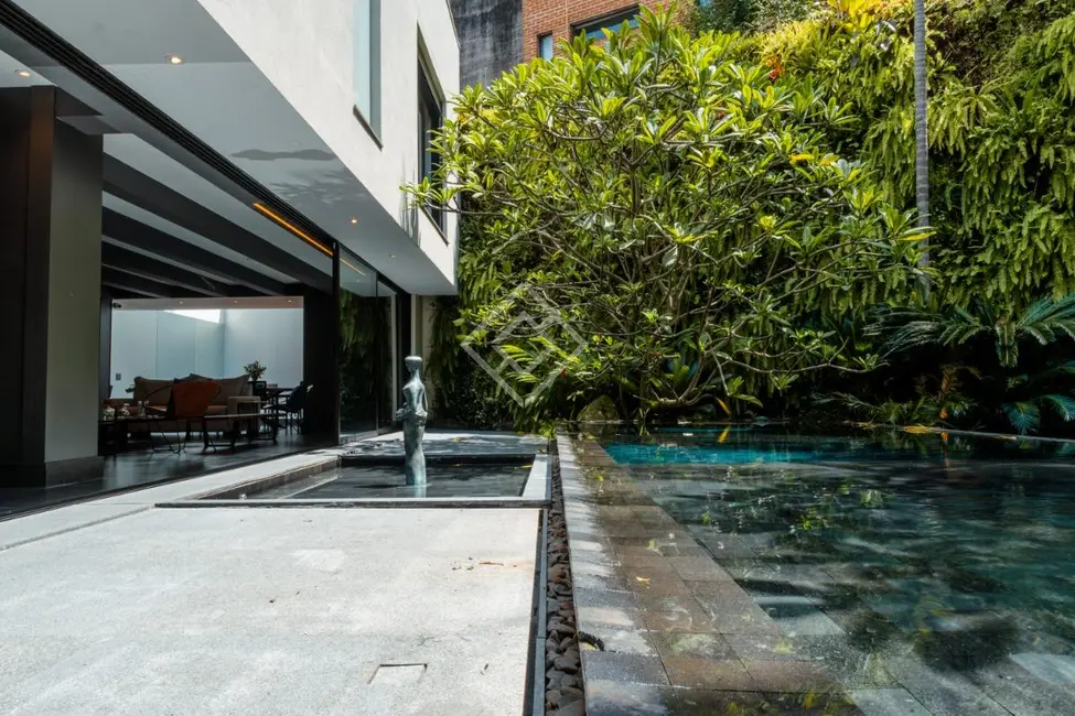 Foto 1 de Casa com 4 quartos à venda, 716m2 em Alto de Pinheiros, São Paulo - SP