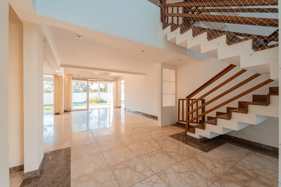 Casa de Condomínio com 6 quartos à venda, 700m2 em Chácara Monte Alegre, São Paulo - SP - imagem 2 Foto 2 de Casa de Condomínio com 6 quartos à venda, 700m2 em Chácara Monte Alegre, São Paulo - SP