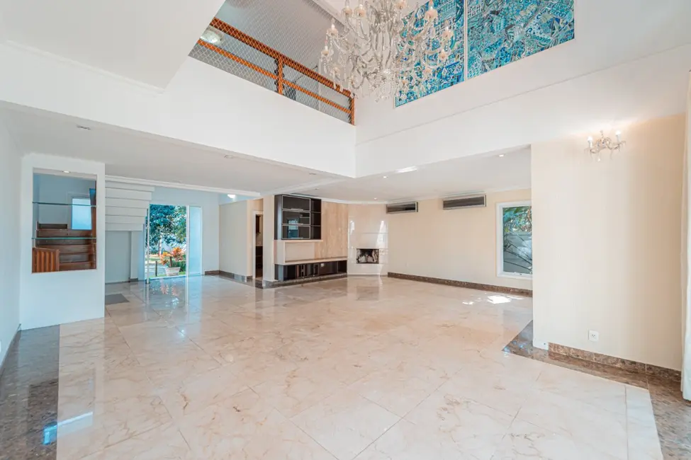 Casa de Condomínio com 6 quartos à venda, 700m2 em Chácara Monte Alegre, São Paulo - SP - imagem 4 Foto 4 de Casa de Condomínio com 6 quartos à venda, 700m2 em Chácara Monte Alegre, São Paulo - SP