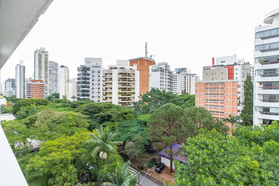 Foto 5 de Apartamento com 4 quartos à venda, 164m2 em Campo Belo, São Paulo - SP