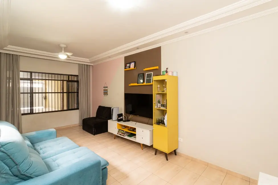 Sobrado com 4 quartos à venda, 150m2 em Parque São Domingos, São Paulo - SP - imagem 3 Foto 3 de Sobrado com 4 quartos à venda, 150m2 em Parque São Domingos, São Paulo - SP