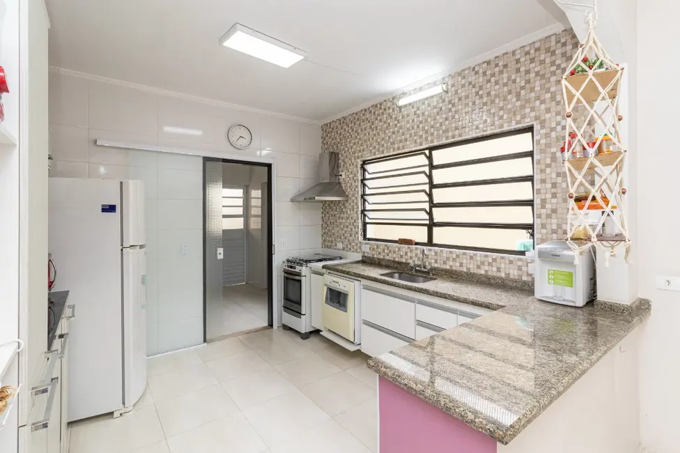 Sobrado com 4 quartos à venda, 150m2 em Parque São Domingos, São Paulo - SP - imagem 9 Foto 9 de Sobrado com 4 quartos à venda, 150m2 em Parque São Domingos, São Paulo - SP