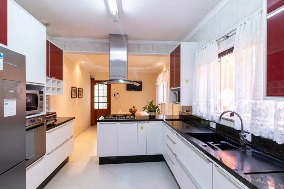 Foto 8 de Sobrado com 4 quartos à venda, 217m2 em Parque São Domingos, São Paulo - SP