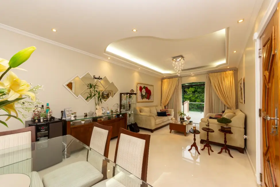 Foto 3 de Casa com 3 quartos à venda, 206m2 em Parque São Domingos, São Paulo - SP