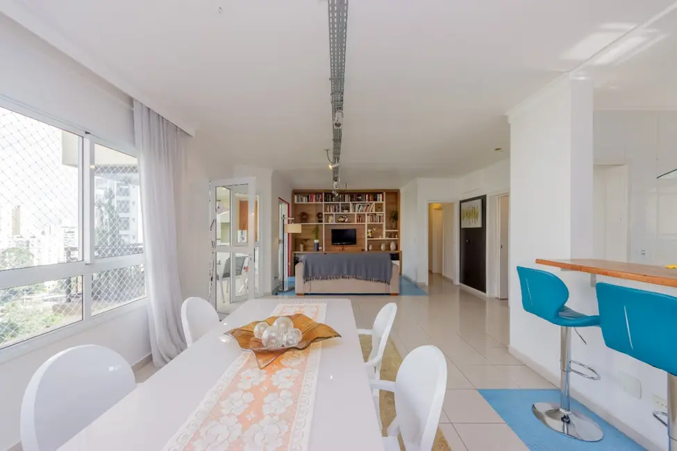 Apartamento com 3 quartos à venda, 129m2 em Vila Suzana, São Paulo - SP - imagem 2 Foto 2 de Apartamento com 3 quartos à venda, 129m2 em Vila Suzana, São Paulo - SP