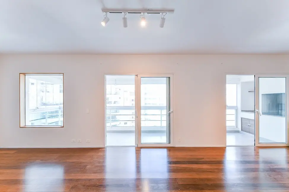 Apartamento com 3 quartos à venda, 138m2 em Vila Olímpia, São Paulo - SP - imagem 5 Foto 5 de Apartamento com 3 quartos à venda, 138m2 em Vila Olímpia, São Paulo - SP