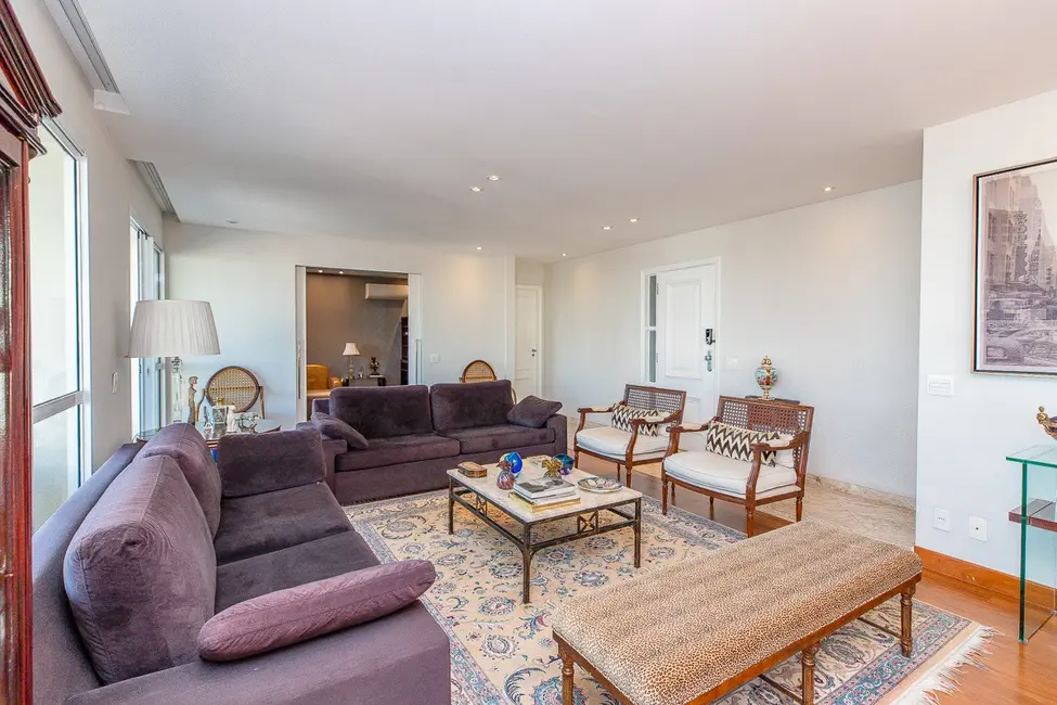 Apartamento com 3 quartos à venda, 251m2 em Campo Belo, São Paulo - SP - imagem 4 Foto 4 de Apartamento com 3 quartos à venda, 251m2 em Campo Belo, São Paulo - SP