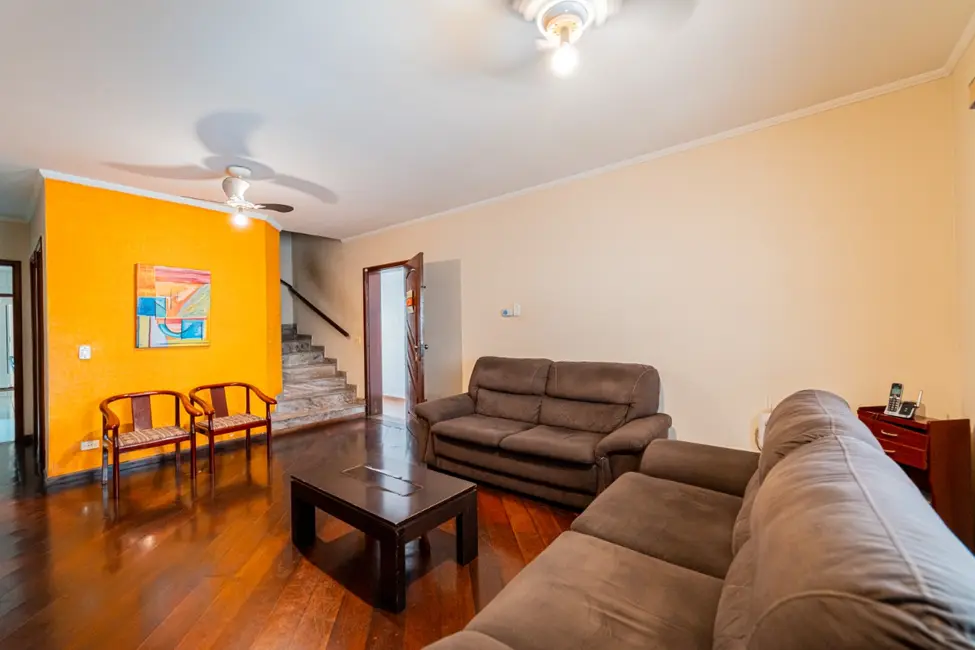 Foto 2 de Casa com 5 quartos à venda, 233m2 em Vila Santa Catarina, São Paulo - SP