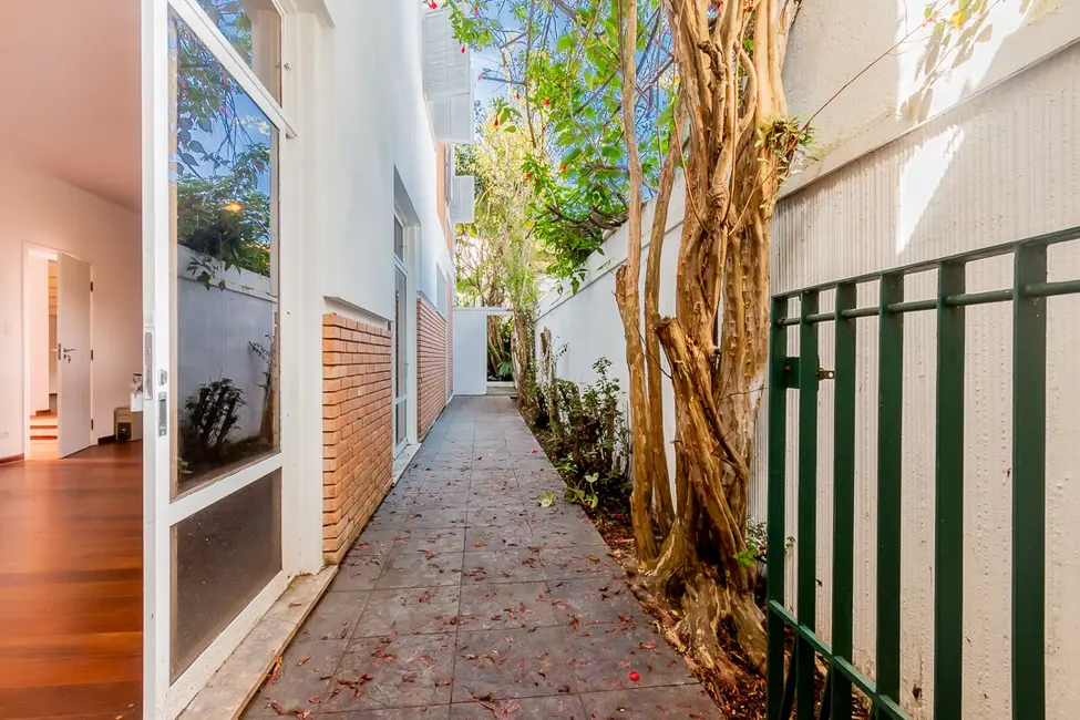 Foto 3 de Sobrado com 6 quartos à venda, 449m2 em Vila Ida, São Paulo - SP