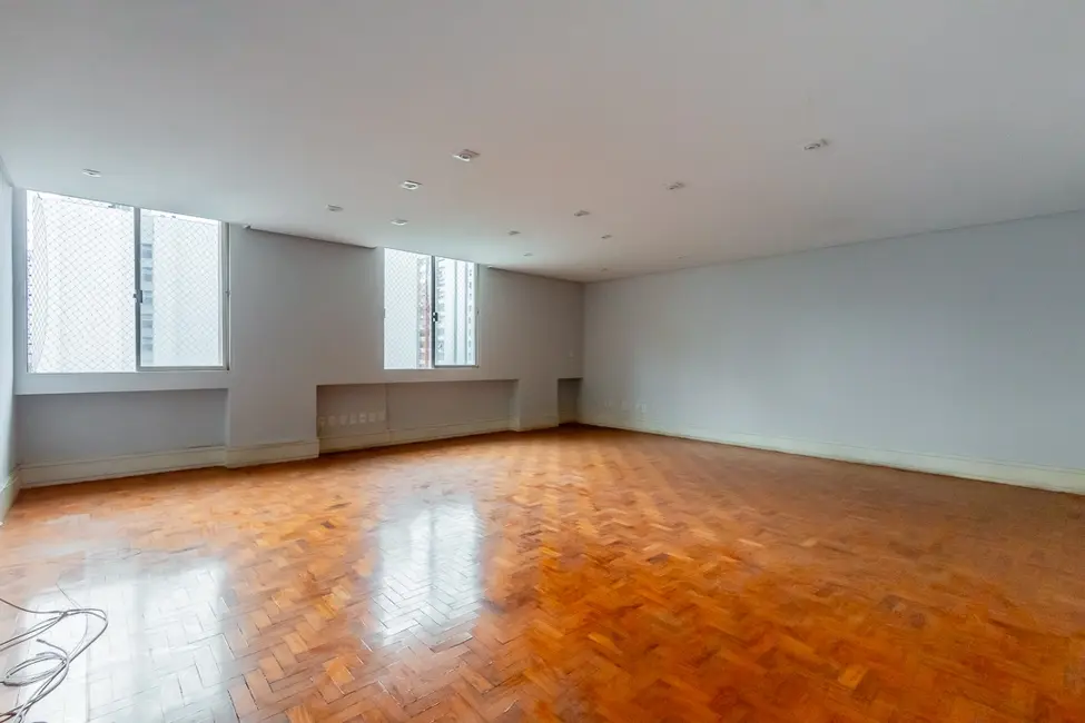 Foto 2 de Apartamento com 3 quartos à venda, 134m2 em Cerqueira César, São Paulo - SP
