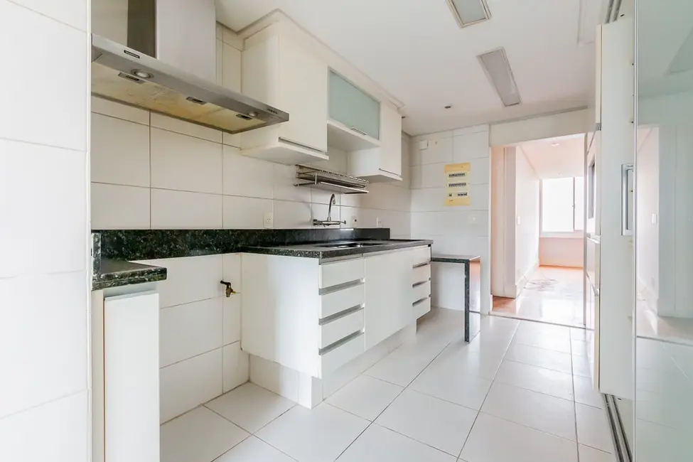 Apartamento com 3 quartos à venda, 134m2 em Cerqueira César, São Paulo - SP - imagem 7 Foto 7 de Apartamento com 3 quartos à venda, 134m2 em Cerqueira César, São Paulo - SP