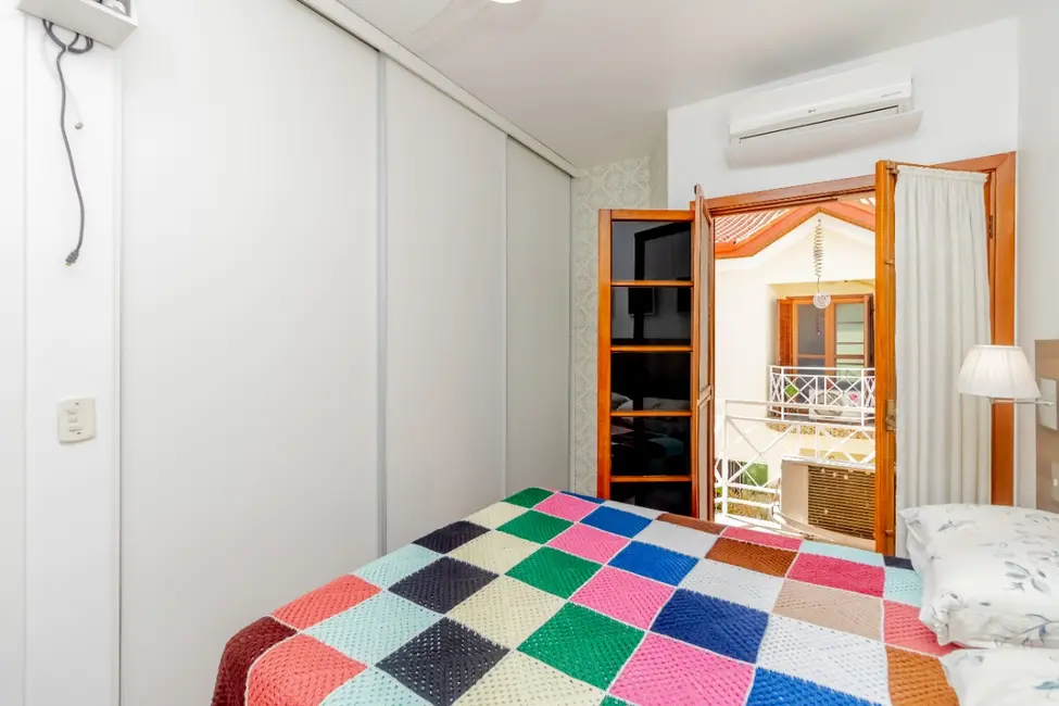 Foto 9 de Casa de Condomínio com 3 quartos à venda, 105m2 em Jardim Monte Kemel, São Paulo - SP