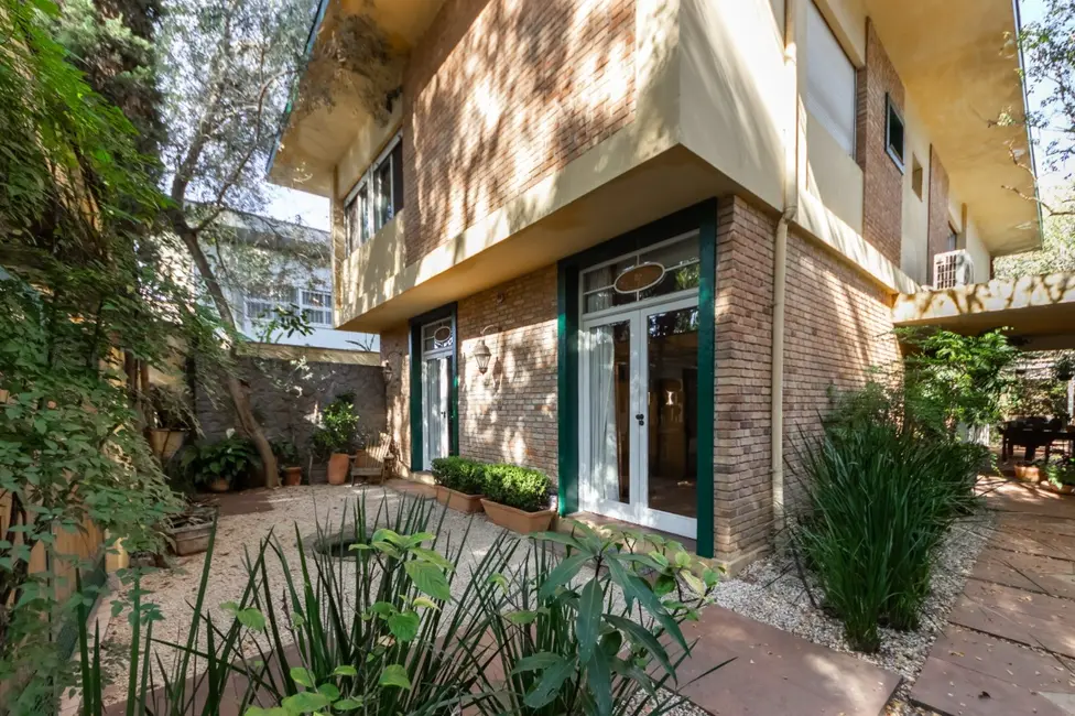 Foto 8 de Sobrado com 4 quartos à venda, 308m2 em Alto de Pinheiros, São Paulo - SP