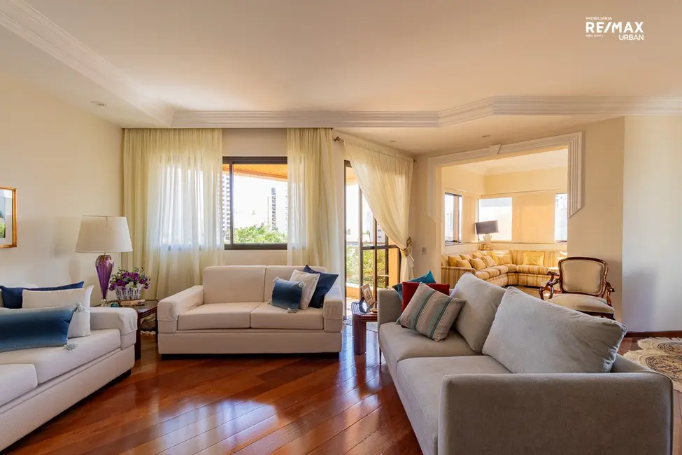 Foto 3 de Apartamento com 4 quartos à venda, 250m2 em Aclimação, São Paulo - SP