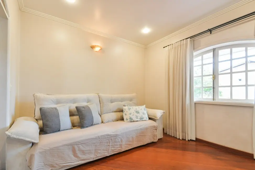 Casa de Vila com 4 quartos à venda, 450m2 em Caxingui, São Paulo - SP - imagem 9 Foto 9 de Casa de Vila com 4 quartos à venda, 450m2 em Caxingui, São Paulo - SP