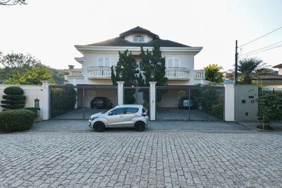 Foto 1 de Casa de Vila com 4 quartos à venda, 450m2 em Caxingui, São Paulo - SP
