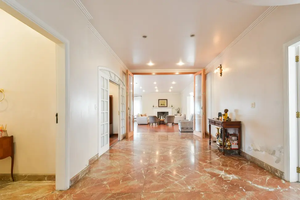 Casa de Vila com 4 quartos à venda, 450m2 em Caxingui, São Paulo - SP - imagem 7 Foto 7 de Casa de Vila com 4 quartos à venda, 450m2 em Caxingui, São Paulo - SP