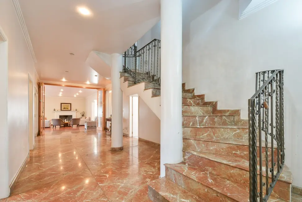 Casa de Vila com 4 quartos à venda, 450m2 em Caxingui, São Paulo - SP - imagem 6 Foto 6 de Casa de Vila com 4 quartos à venda, 450m2 em Caxingui, São Paulo - SP