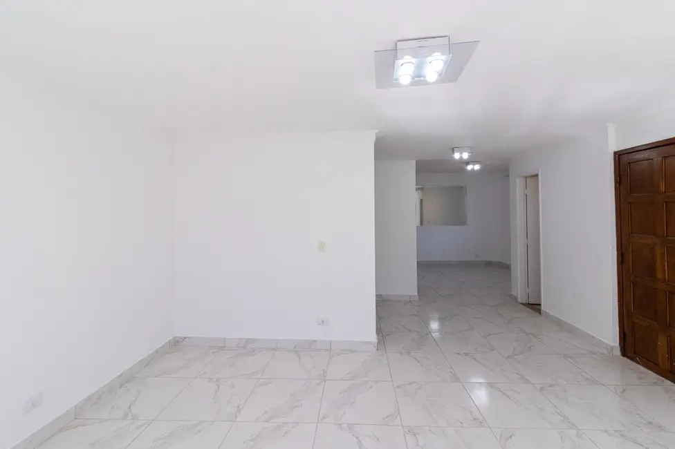 Foto 2 de Casa com 3 quartos à venda, 156m2 em Parque Maria Domitila, São Paulo - SP