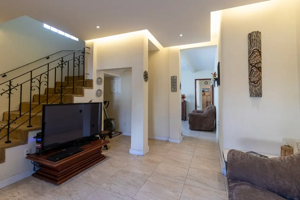 Foto 2 de Sobrado com 4 quartos à venda, 205m2 em Planalto Paulista, São Paulo - SP