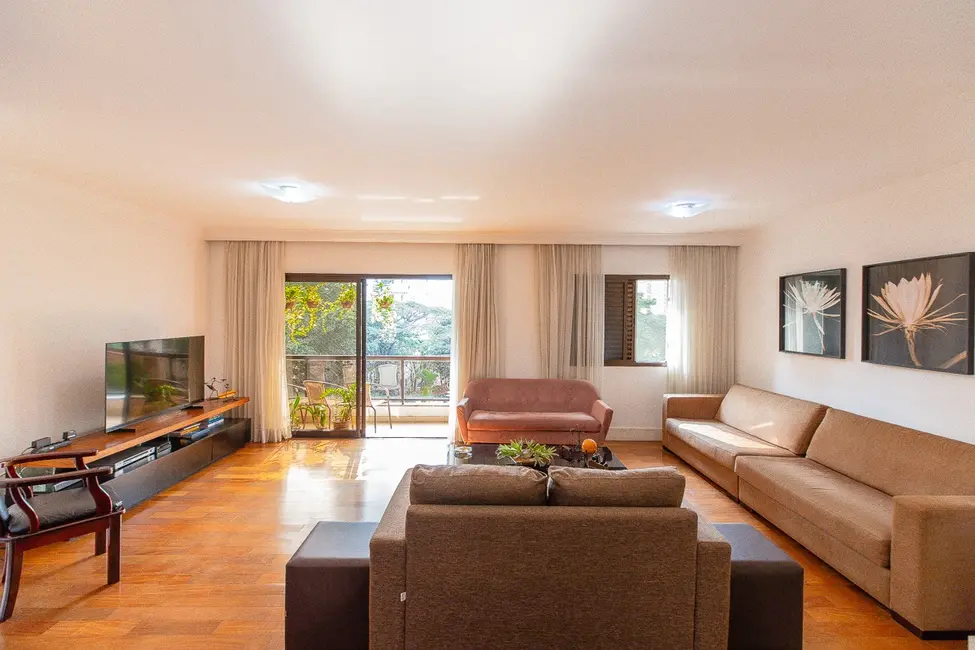 Foto 1 de Apartamento com 2 quartos à venda, 110m2 em Campo Belo, São Paulo - SP