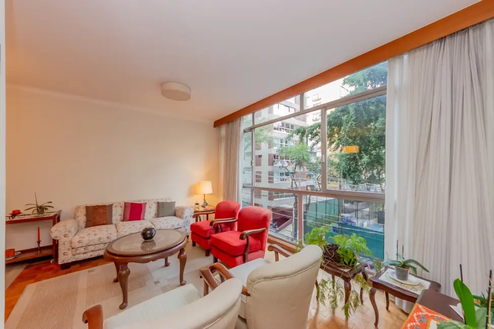 Apartamento com 3 quartos à venda, 123m2 em Jardim Europa, São Paulo - SP - imagem 3 Foto 3 de Apartamento com 3 quartos à venda, 123m2 em Jardim Europa, São Paulo - SP