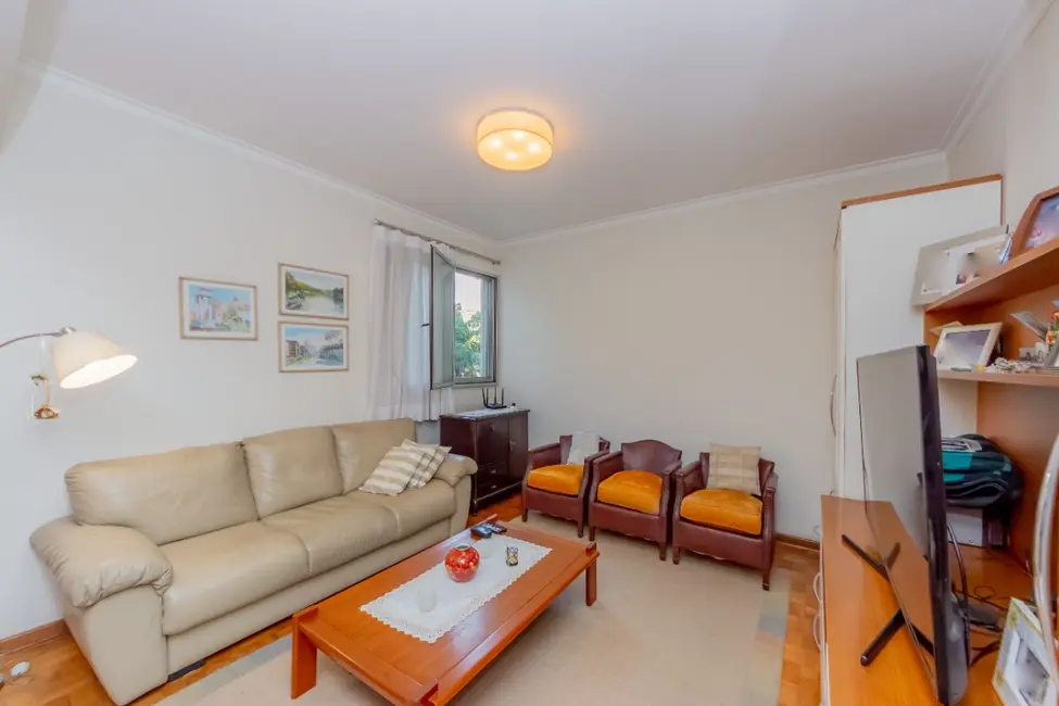 Apartamento com 3 quartos à venda, 123m2 em Jardim Europa, São Paulo - SP - imagem 8 Foto 8 de Apartamento com 3 quartos à venda, 123m2 em Jardim Europa, São Paulo - SP