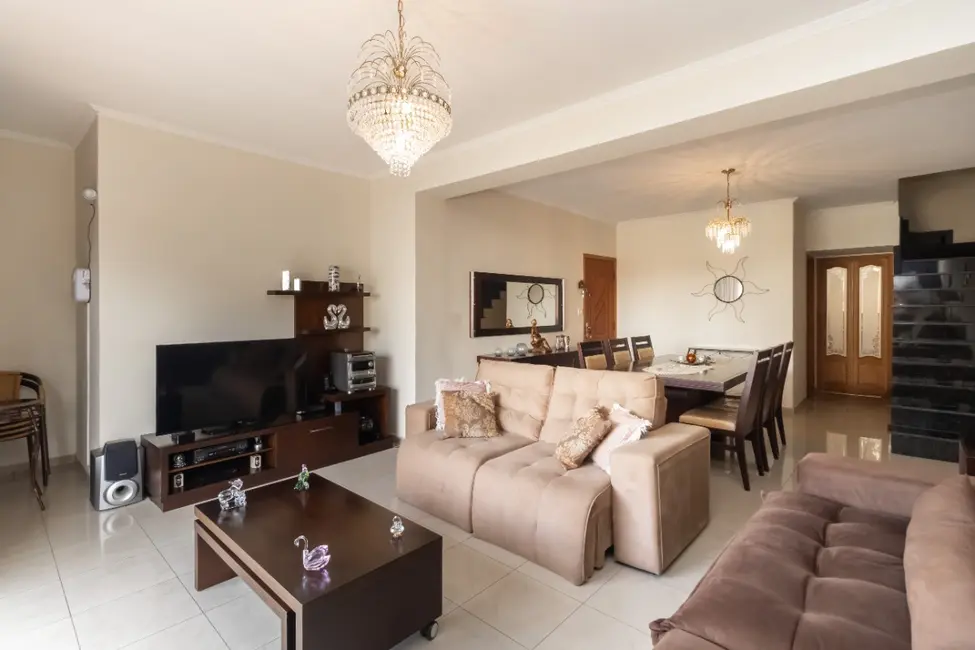 Foto 3 de Sobrado com 2 quartos à venda, 220m2 em Vila Canero, São Paulo - SP