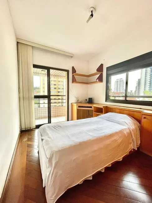 Apartamento com 4 quartos à venda, 177m2 em Vila Mariana, São Paulo - SP - imagem 6 Foto 6 de Apartamento com 4 quartos à venda, 177m2 em Vila Mariana, São Paulo - SP