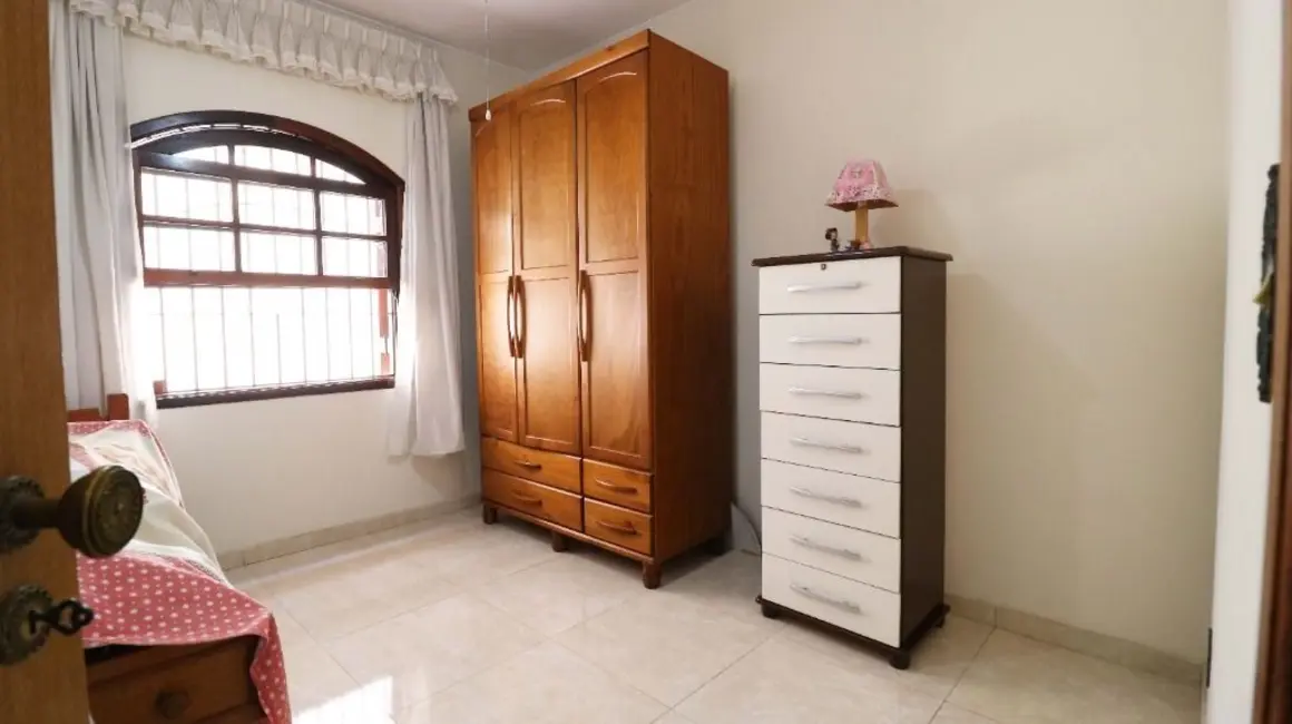 Foto 4 de Casa com 4 quartos à venda, 232m2 em Jardim Virginia Bianca, São Paulo - SP