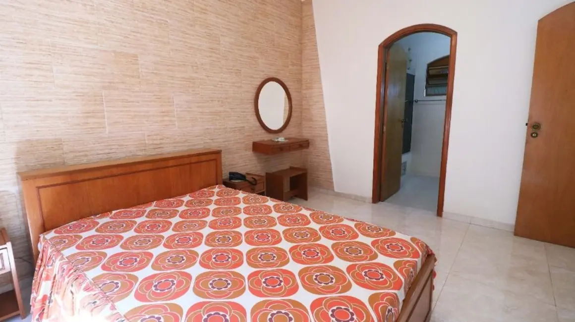 Foto 7 de Casa com 4 quartos à venda, 232m2 em Jardim Virginia Bianca, São Paulo - SP