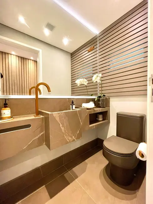 Apartamento com 2 quartos à venda, 105m2 em Aclimação, São Paulo - SP - imagem 8 Foto 8 de Apartamento com 2 quartos à venda, 105m2 em Aclimação, São Paulo - SP