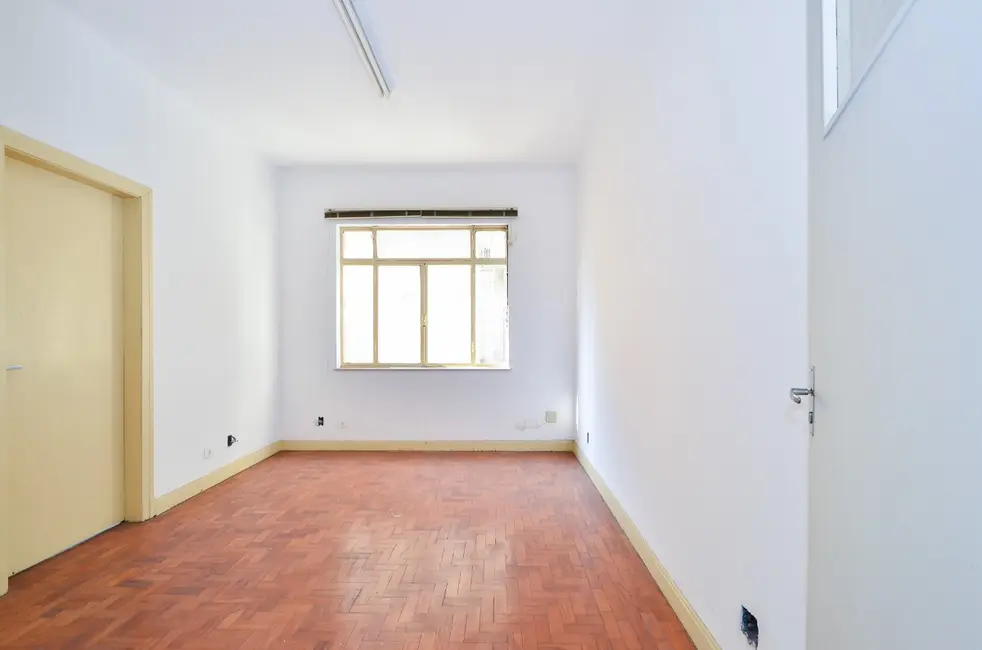 Sala Comercial à venda, 100m2 em Sé, São Paulo - SP - imagem 8 Foto 8 de Sala Comercial à venda, 100m2 em Sé, São Paulo - SP