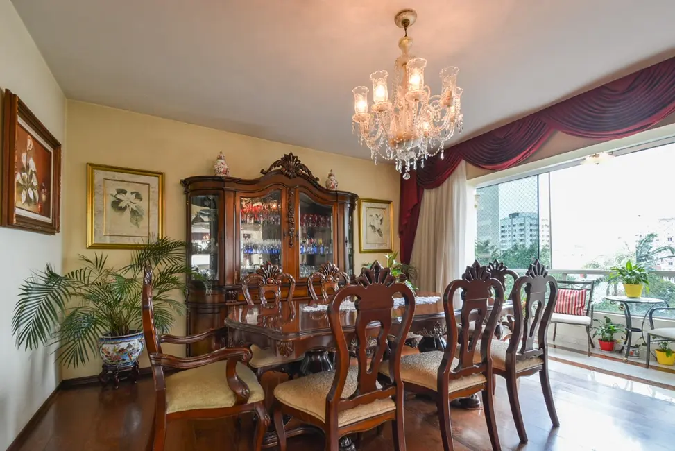 Apartamento com 3 quartos à venda, 204m2 em Indianópolis, São Paulo - SP - imagem 5 Foto 5 de Apartamento com 3 quartos à venda, 204m2 em Indianópolis, São Paulo - SP