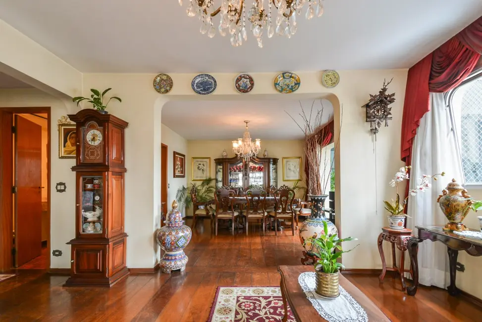 Apartamento com 3 quartos à venda, 204m2 em Indianópolis, São Paulo - SP - imagem 4 Foto 4 de Apartamento com 3 quartos à venda, 204m2 em Indianópolis, São Paulo - SP