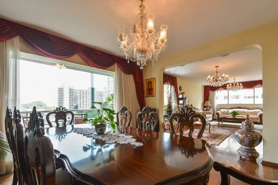 Apartamento com 3 quartos à venda, 204m2 em Indianópolis, São Paulo - SP - imagem 6 Foto 6 de Apartamento com 3 quartos à venda, 204m2 em Indianópolis, São Paulo - SP