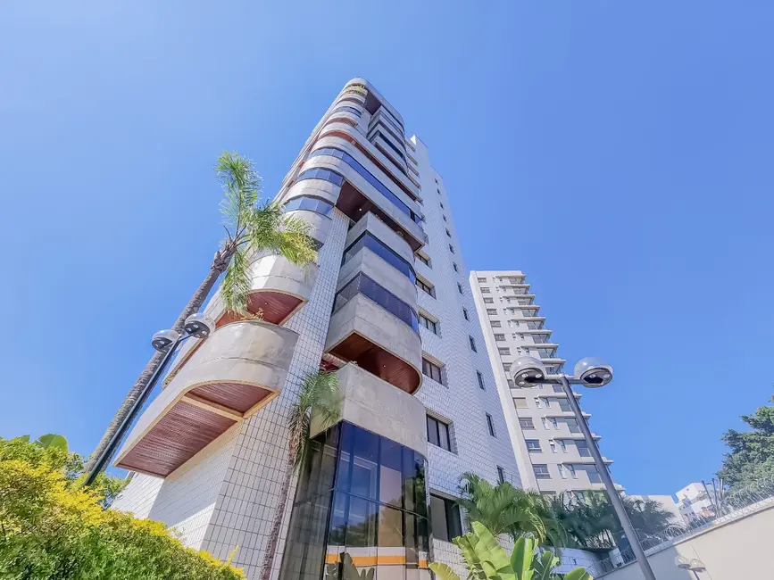 Cobertura com 3 quartos à venda, 472m2 em Moema, São Paulo - SP - imagem 2 Foto 2 de Cobertura com 3 quartos à venda, 472m2 em Moema, São Paulo - SP