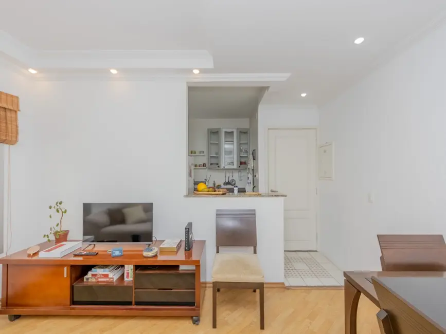 Foto 2 de Apartamento com 2 quartos à venda, 45m2 em Aclimação, São Paulo - SP