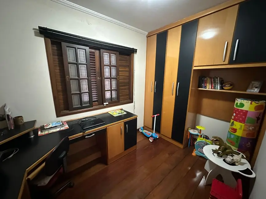 Sobrado com 3 quartos à venda, 157m2 em Vila Carrão, São Paulo - SP - imagem 4 Foto 4 de Sobrado com 3 quartos à venda, 157m2 em Vila Carrão, São Paulo - SP