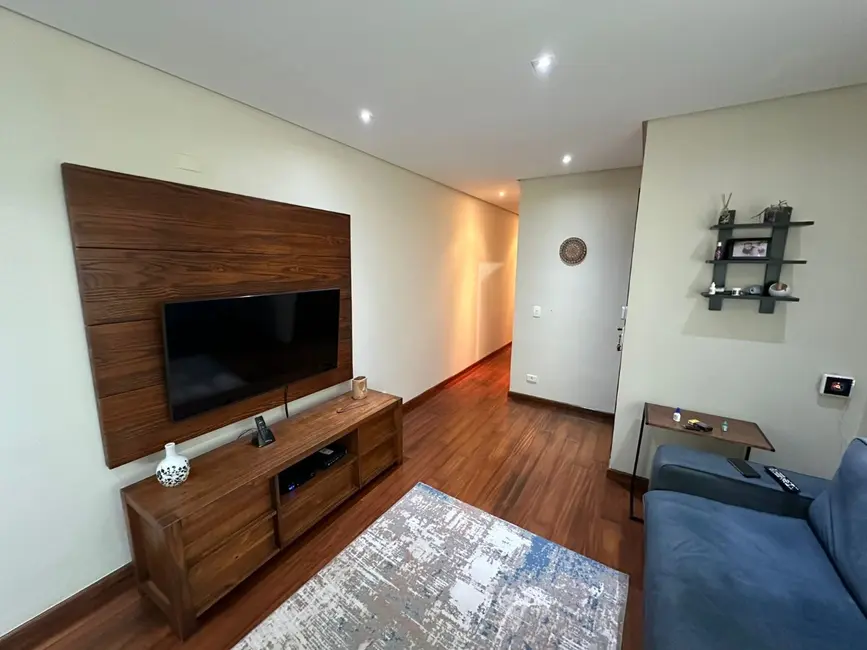 Sobrado com 3 quartos à venda, 157m2 em Vila Carrão, São Paulo - SP - imagem 3 Foto 3 de Sobrado com 3 quartos à venda, 157m2 em Vila Carrão, São Paulo - SP