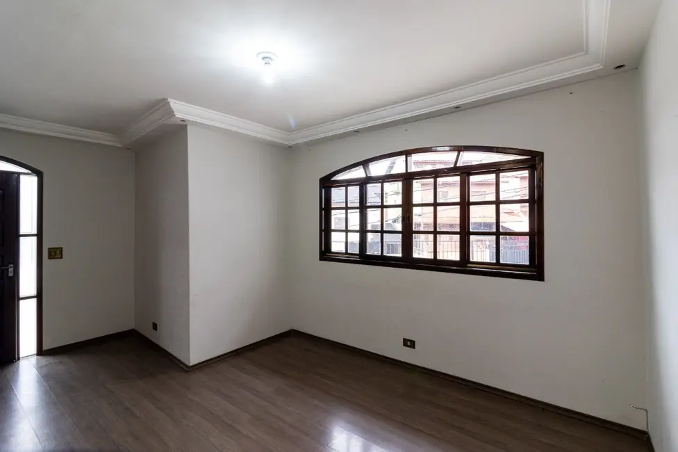 Sobrado com 3 quartos à venda, 200m2 em Jardim Regina, São Paulo - SP - imagem 8 Foto 8 de Sobrado com 3 quartos à venda, 200m2 em Jardim Regina, São Paulo - SP