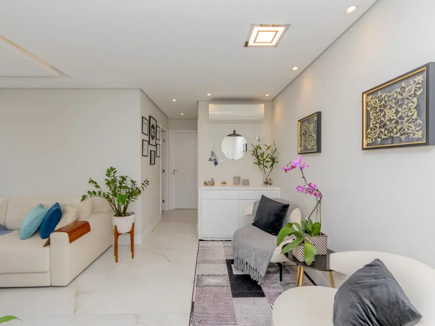 Foto 4 de Apartamento com 2 quartos à venda, 74m2 em Aclimação, São Paulo - SP