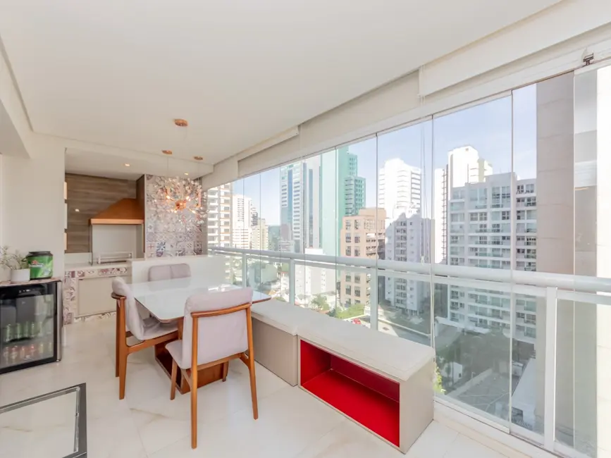 Foto 8 de Apartamento com 2 quartos à venda, 74m2 em Aclimação, São Paulo - SP