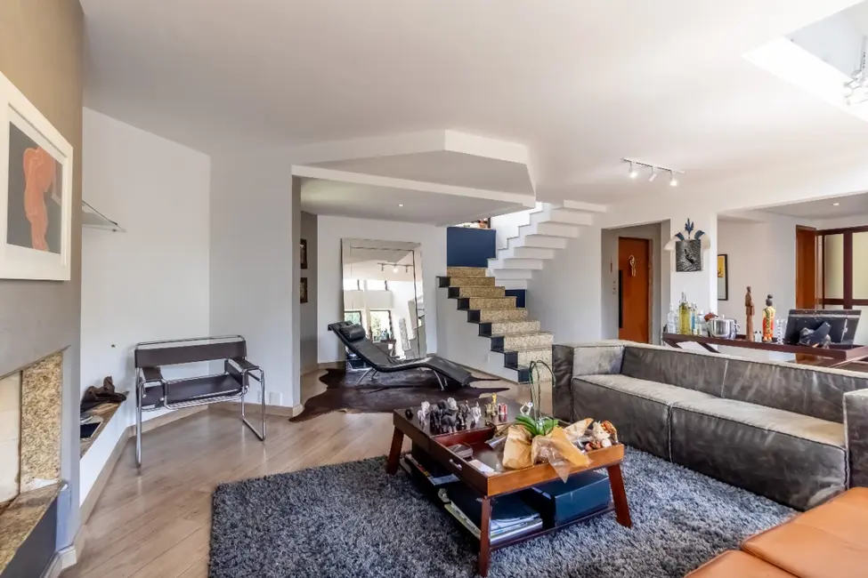 Foto 4 de Apartamento com 3 quartos à venda, 245m2 em Vila Suzana, São Paulo - SP