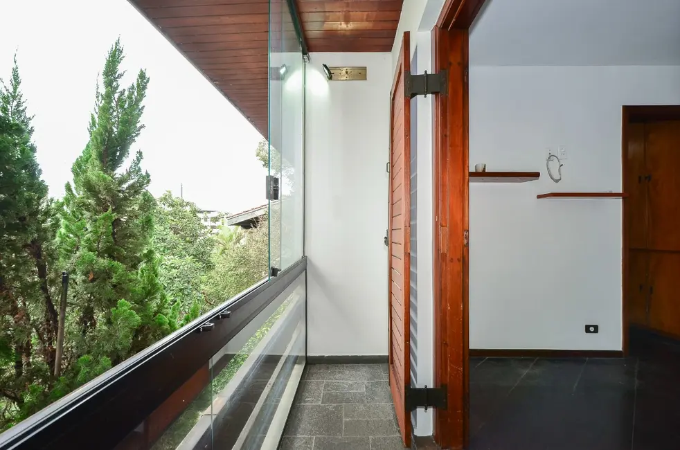 Foto 9 de Casa com 3 quartos à venda, 395m2 em Vila Tramontano, São Paulo - SP